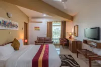 Hotel Raha Tower Hotels near The Tanzanite Dream
