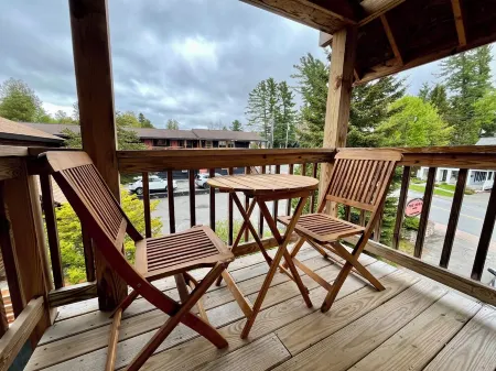 Large Loft Studio in Village