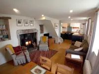 Cottage In Popular Village Hotels in Grassington