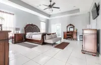 IAH Spheric Mini-Mansion