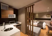 アルブラ ホテル のホテル