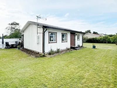 Welcoming Cottage Near the Sea-by Traum Hotels near Skottorps slott