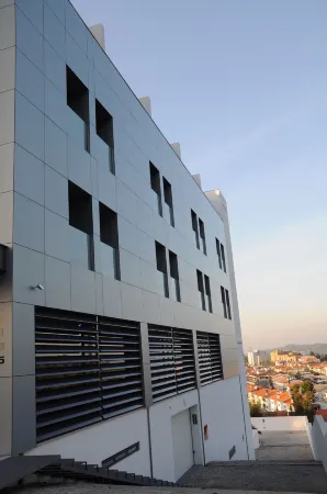 Hotel Portas de Santa Rita Отели в г. Валонгу