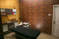 Echelon Heights Hotel - homestay