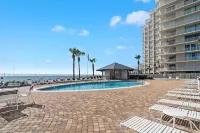 윈드워드 포인트 903, 비치프론트, 실내외 수영장