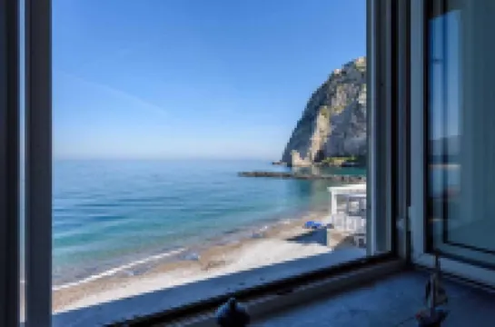 Captain Mike - de Vivo Realty Meta di Sorrento