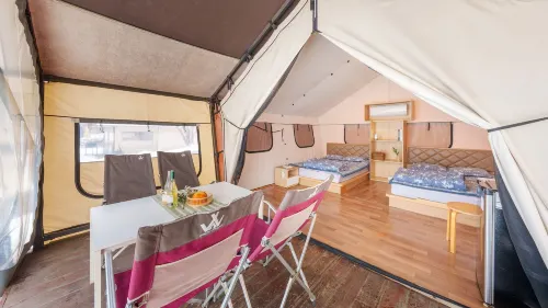 Gapyeong Captain Caravan and Glamping - Mountain view