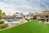 The Ace Experience 2 Masters Heated Pool Hot Tub