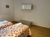 Coach 6 Hotels in Campo di Marte
