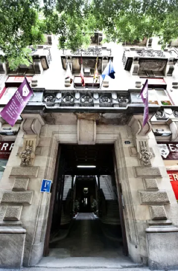 Hostal Girona
