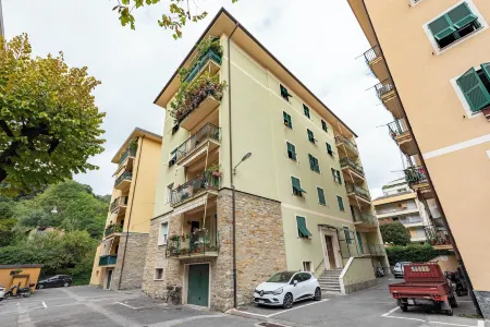 Joivy Cosy Flat with Parking in Chiavari