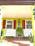 Madie's Place B&B with Private Pool at Santa Rosa Near Enchanted Kingdom Hotels in Santa Rosa