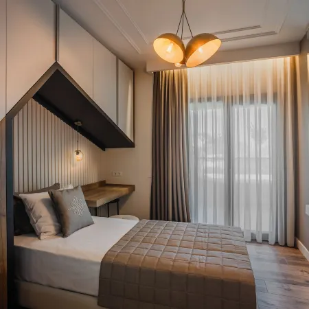 Luxury Garden Suites