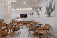 Marea Boutique Suites
