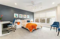 Spacious 5-bedroom house with hot tub and theatre room in charming South Bend