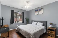 Beautiful Cozy House/Las Vegas Hotels near Kohl's