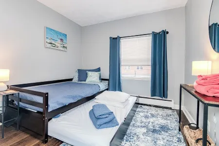 City View Suite Unit #6 -2 Br 1BA in Serene Fairport Harbor