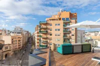 JS Palma Plaza - Bergblick