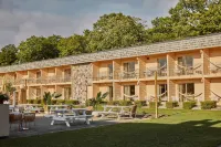 The June Motel, Sauble Beach