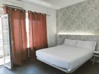 Hostal Gonzala by Gaiarooms - balcony
