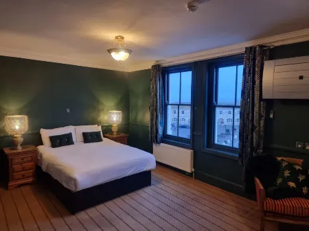 The Royal Oak Hotel Отели в г. Рамсгит