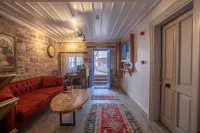 Cunda Alesta Otel