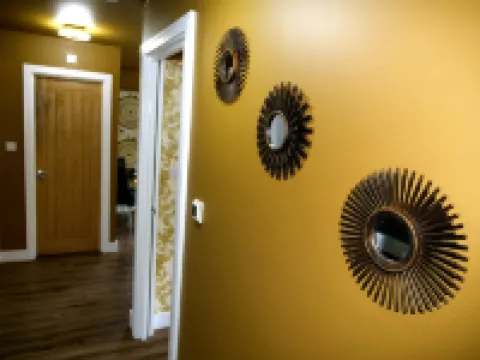 Ultra Deluxe Versace Apartment Near Sheffield