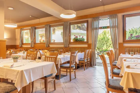 Suàn Hotel Отели в г. Спера