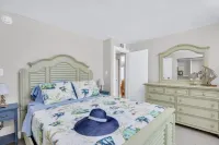 Isla Paraiso! One house, two options! Hotels in Key Colony Beach