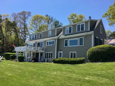 Buzzard's Bay Estate with Ocean Front Hotels near Shell Point Beach