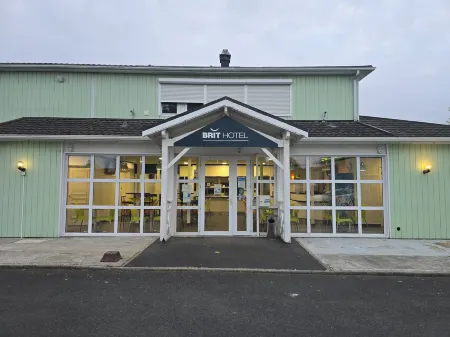 Brit Hotel Essentiel Poitiers Gare du Futuroscope Отели в г. Вандёвр-дю-Пуату