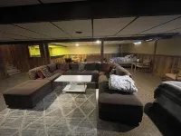 Spacious 4 bedroom 7 beds house with AC, WiFi in welcoming Sterling Heights