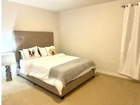 5 Beds Luxury Retreat at Wasaga Beach 와사가비치 호텔