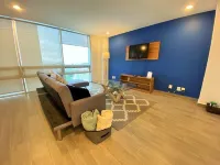 Freshly renovated apartment, walk distance from supermarkets and restaurants