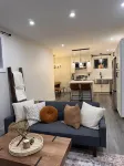 M’s Studio - Private Modern Luxury Apartment (close to Calypso Waterpark)
