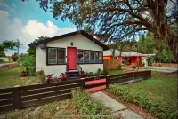 Clearwater Cottage - 2 BR / 1 Bath Hotels in der Nähe von Painting with a Twist