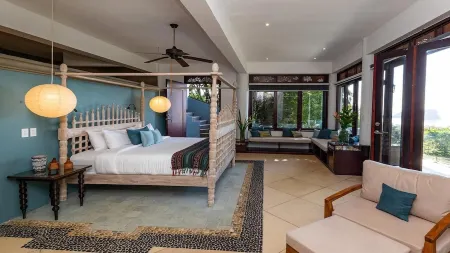 Stunning Balinese Villa Huge Ocean Views, Private Pool