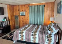 Big Sky Motel Hotels in Teton County