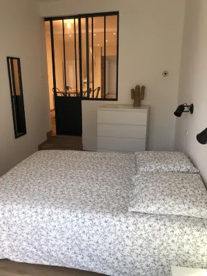 Apartment with Spa and Sauna 50m from the beach and close to Intra-Muros