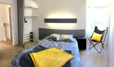Cosy cottage with terrace and parking - Seaside Hotels near Spa Odalys Guidel