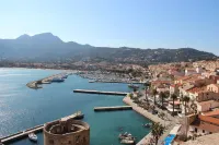 CALVI, T2, Sea view, Wifi, beach and center 5 mn away, Air-conditioned, 4personnes - 2-Star