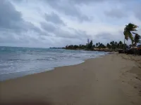 Lindsey's Beachfront Ocean Property is here for your stay and enjoyment. Hotels in Loiza