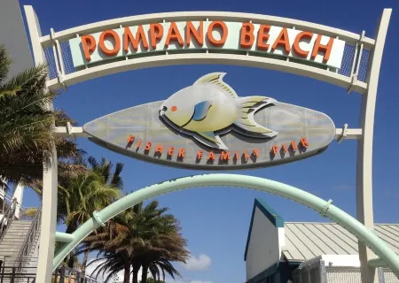 Cozy pompano beach oasis Отели рядом с достопримечательностью «Laguna Bay Nursery Inc»