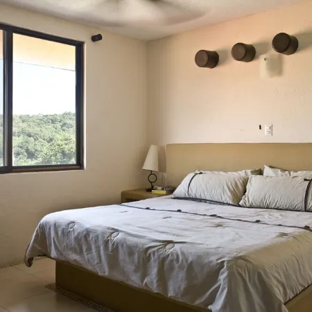 Indulgent, Romantic and Utterly Private—Relax in Affordable Luxury 3BR