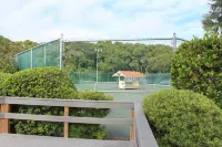 Great Oceanfront Condo with Pools, Clay Courts, WiFi, and more