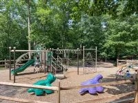 Lux Lakeside in amenity rich gated community w/ HotTub, Sauna, Stream, Game Room