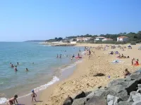 Comfortable house near town center and beaches Hotels in Jard-sur-Mer