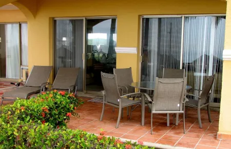 Spectacular Oceanfront Ixtapa Villa...Steps to a Clean, Powdery-Soft Beach!