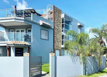 The NorthWest Villa - HOME Away From Home