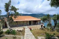 Villa With Private Pool in Front of the Sea - 20 meters from the sea. - balcony